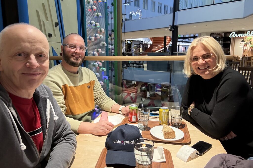 Vuokko, Mikko ja Jarmo